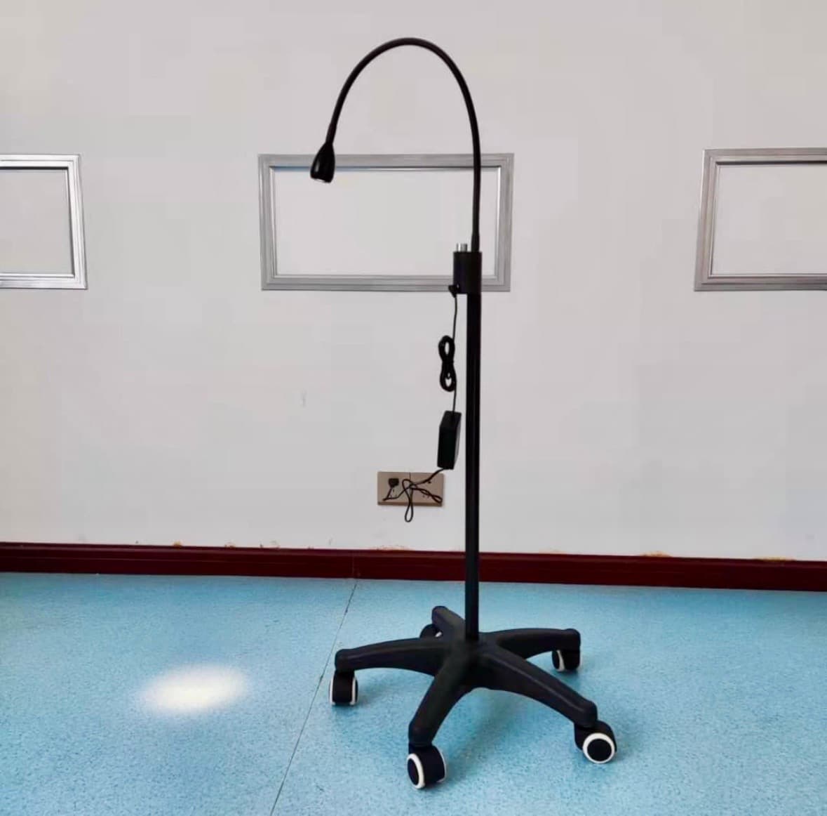 Mobile Surgical Examination Light (LED Examination Lamp / Mobile Examination Light)