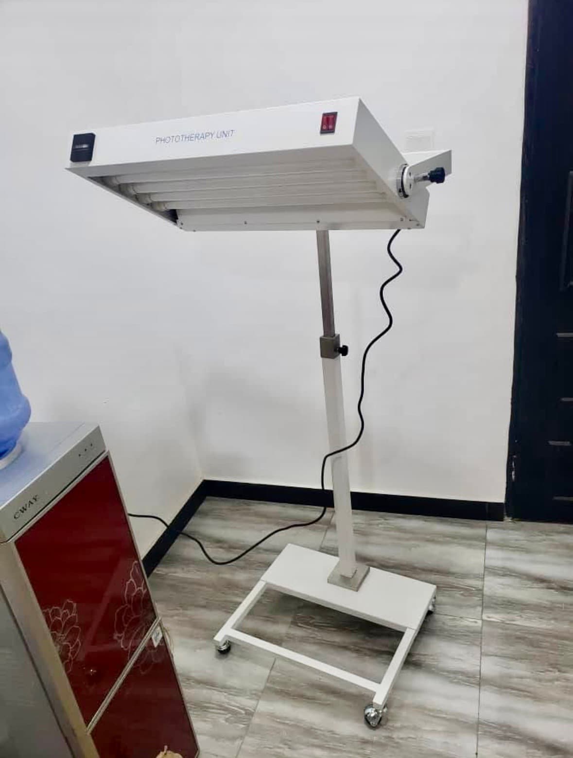 Infant Phototherapy Unit